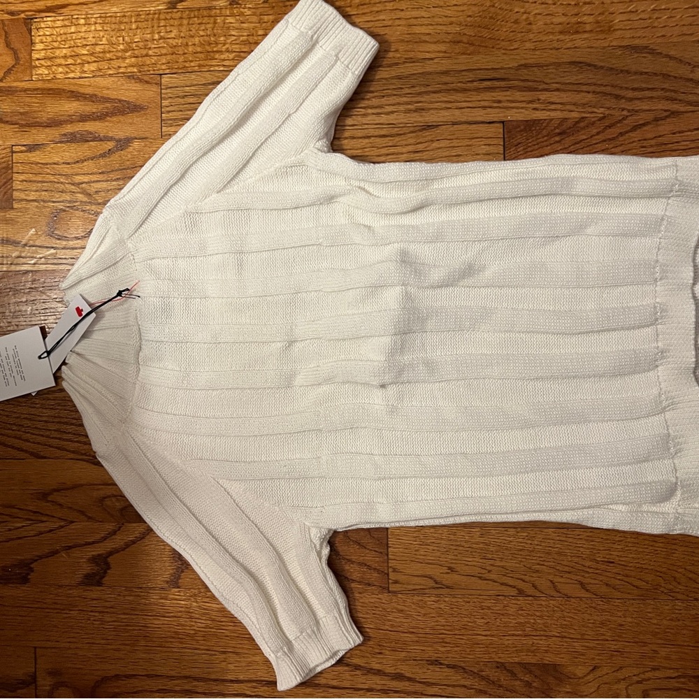 Short sleeve mock neck sweater nwt